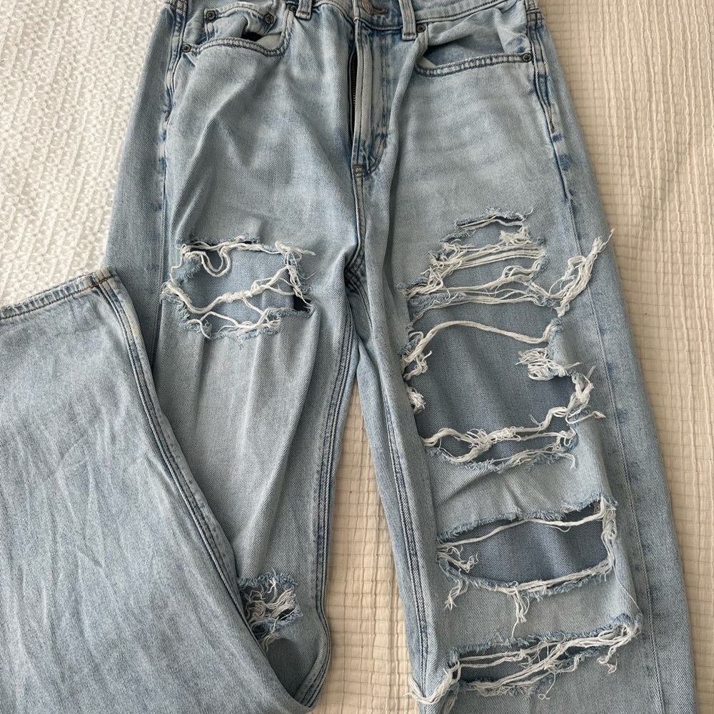 American Eagle Outfitters Light Blue Straight Leg Jeans